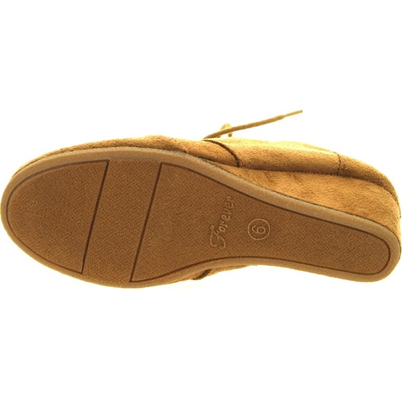 Forever wedge ankle bootie faux suede lace up tan 8 - Picture 4 of 4